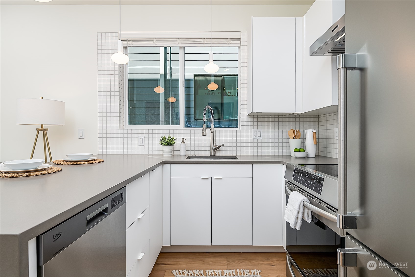 916 N 100th Street