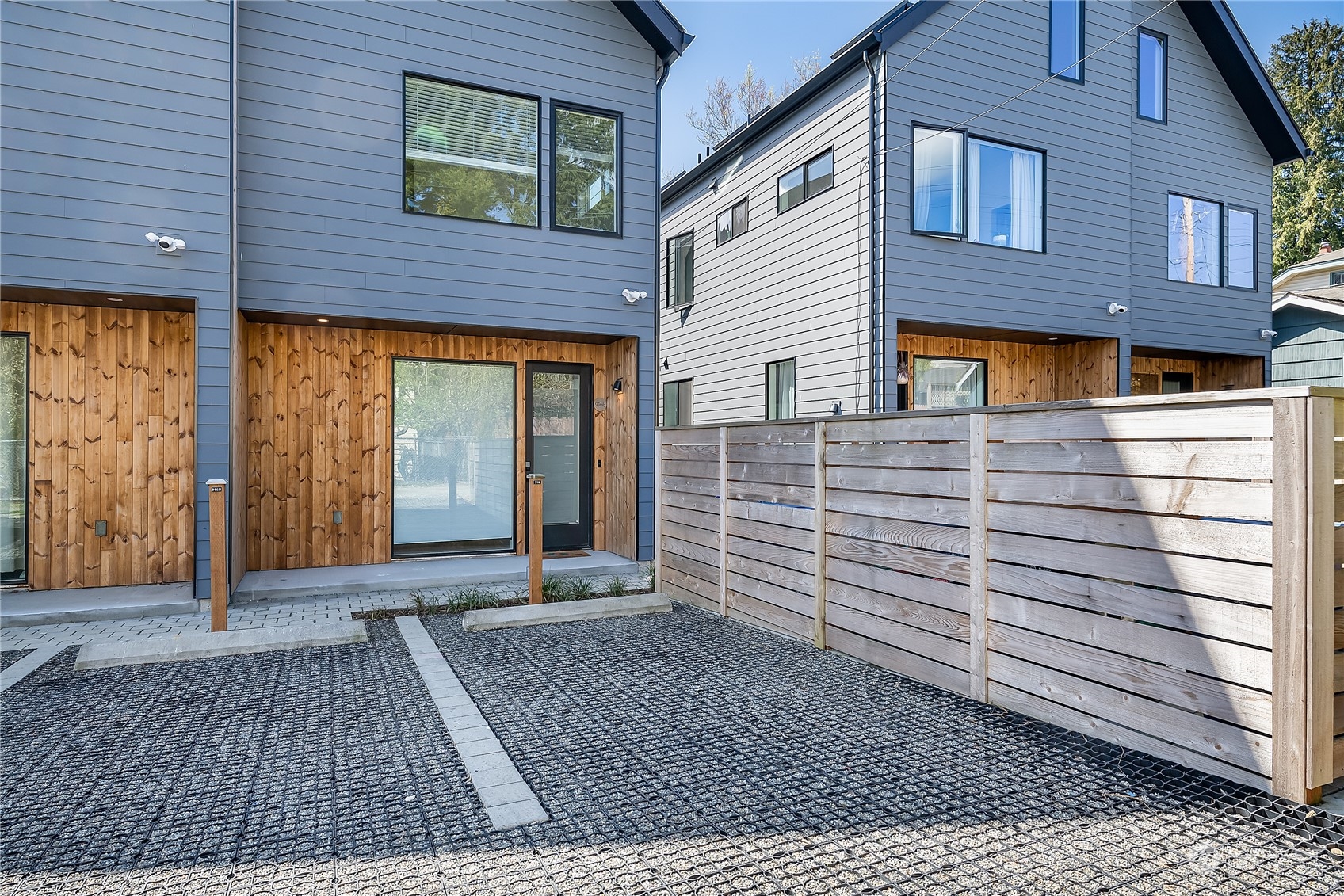 916 N 100th Street