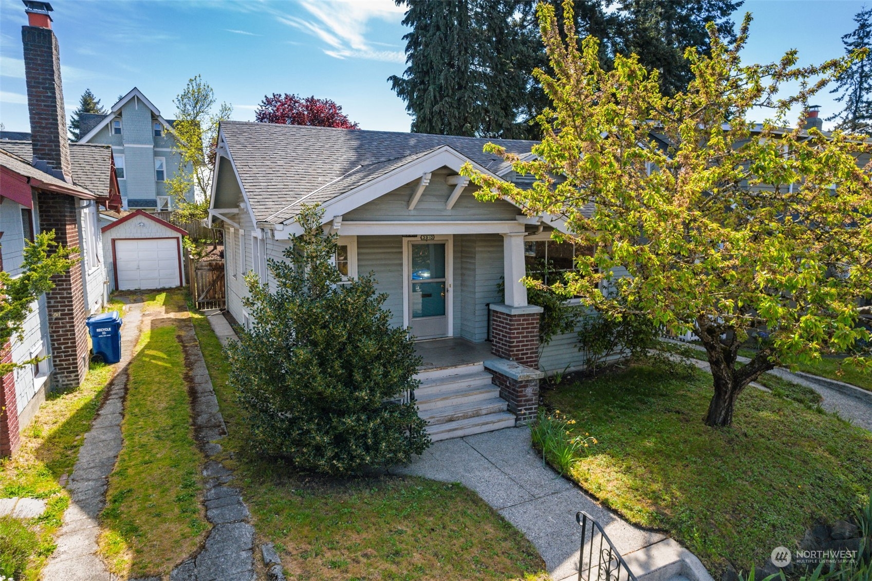 3910 Wallingford Avenue N