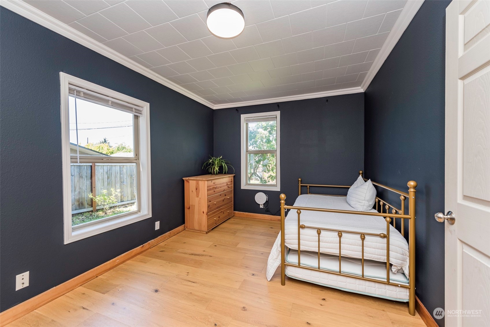 152 W Maple Street