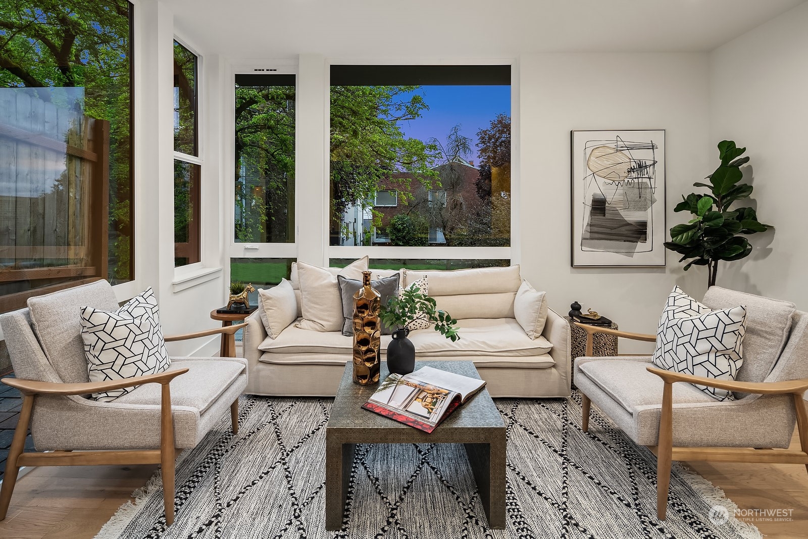 2626 Franklin Avenue E #F