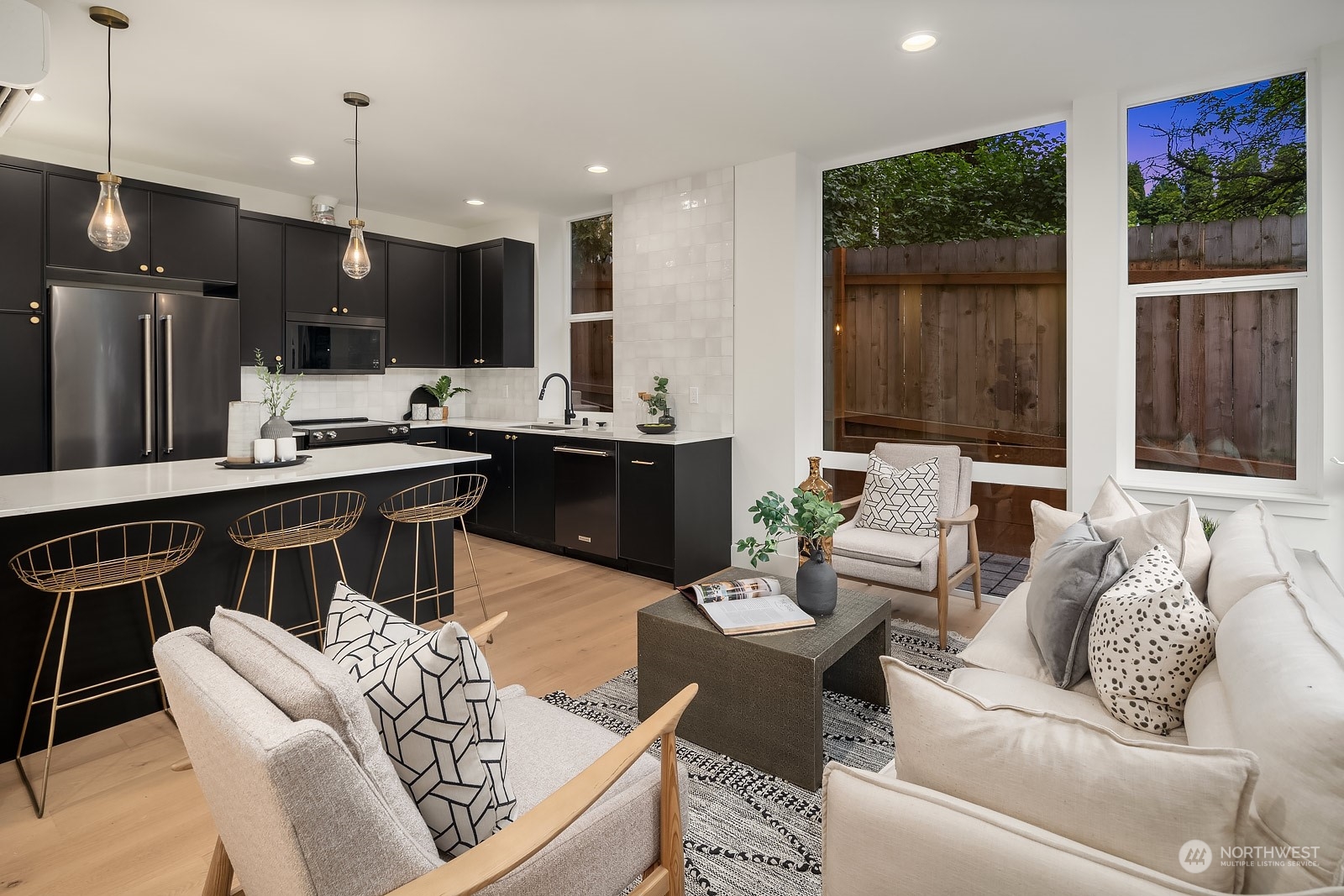 2626 Franklin Avenue E #F