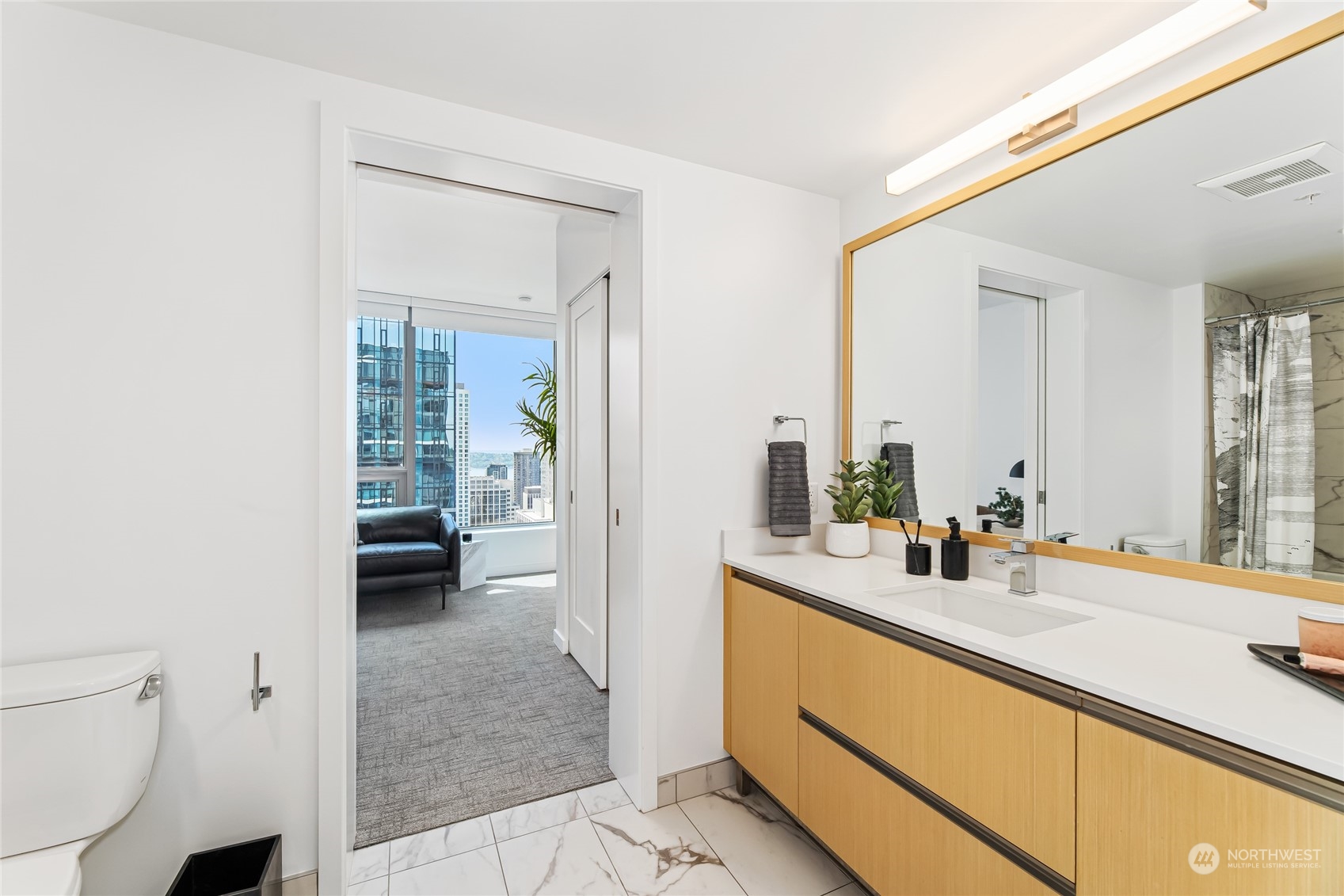 1808 Minor Avenue Unit: 3805