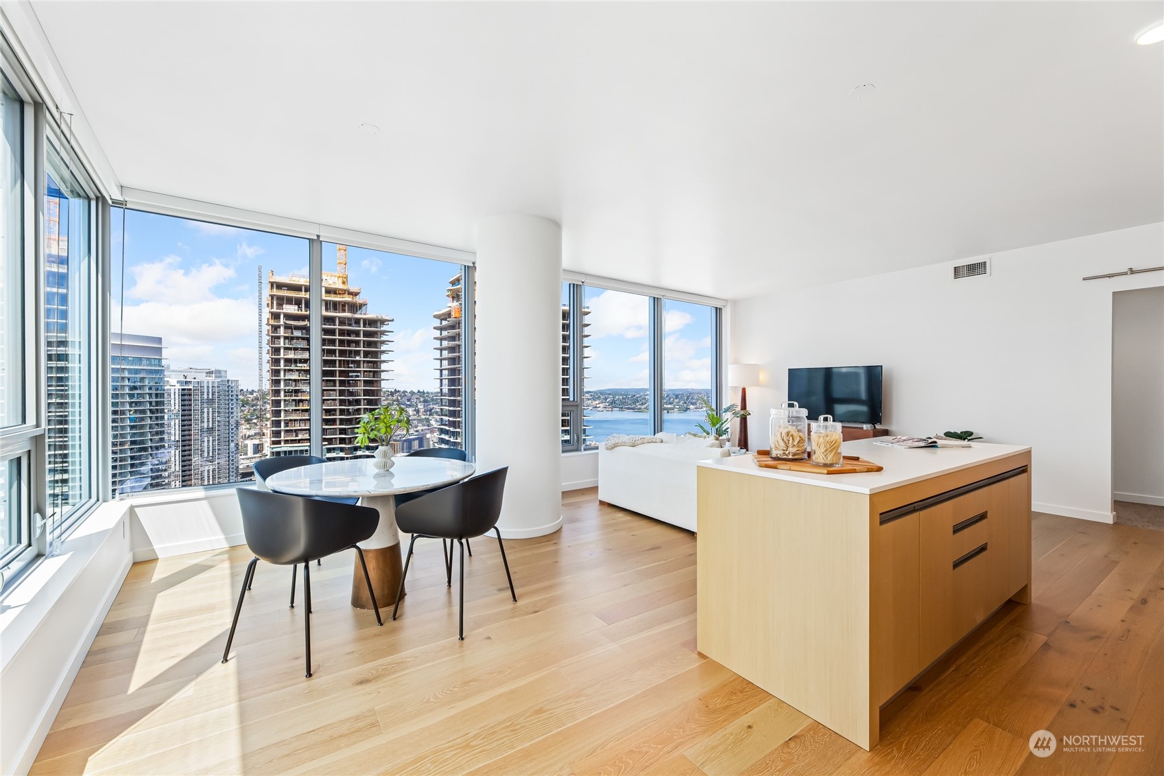 1808 Minor Avenue Unit: 3805