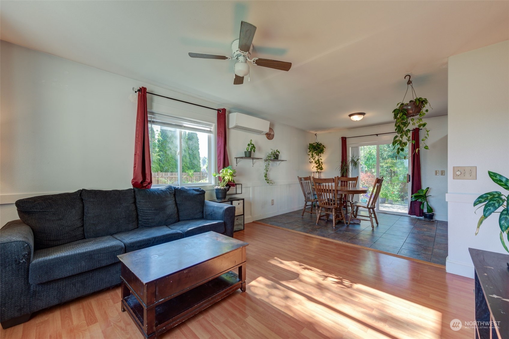 2902 Paul Place