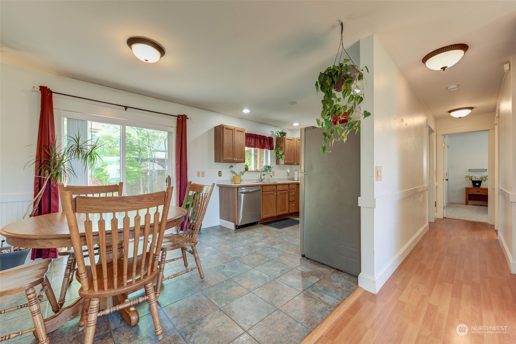 2902 Paul Place
