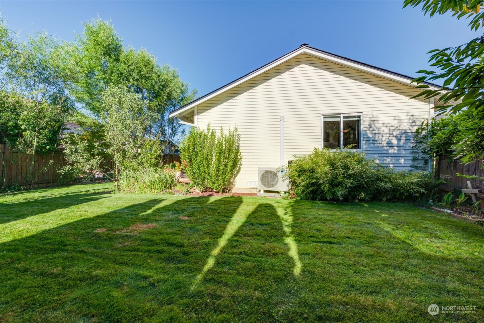 2902 Paul Place