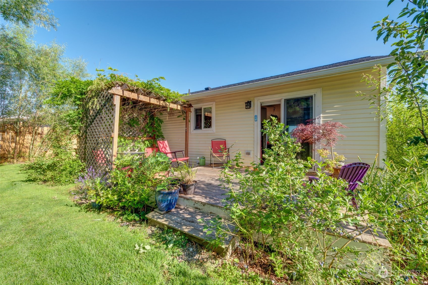 2902 Paul Place