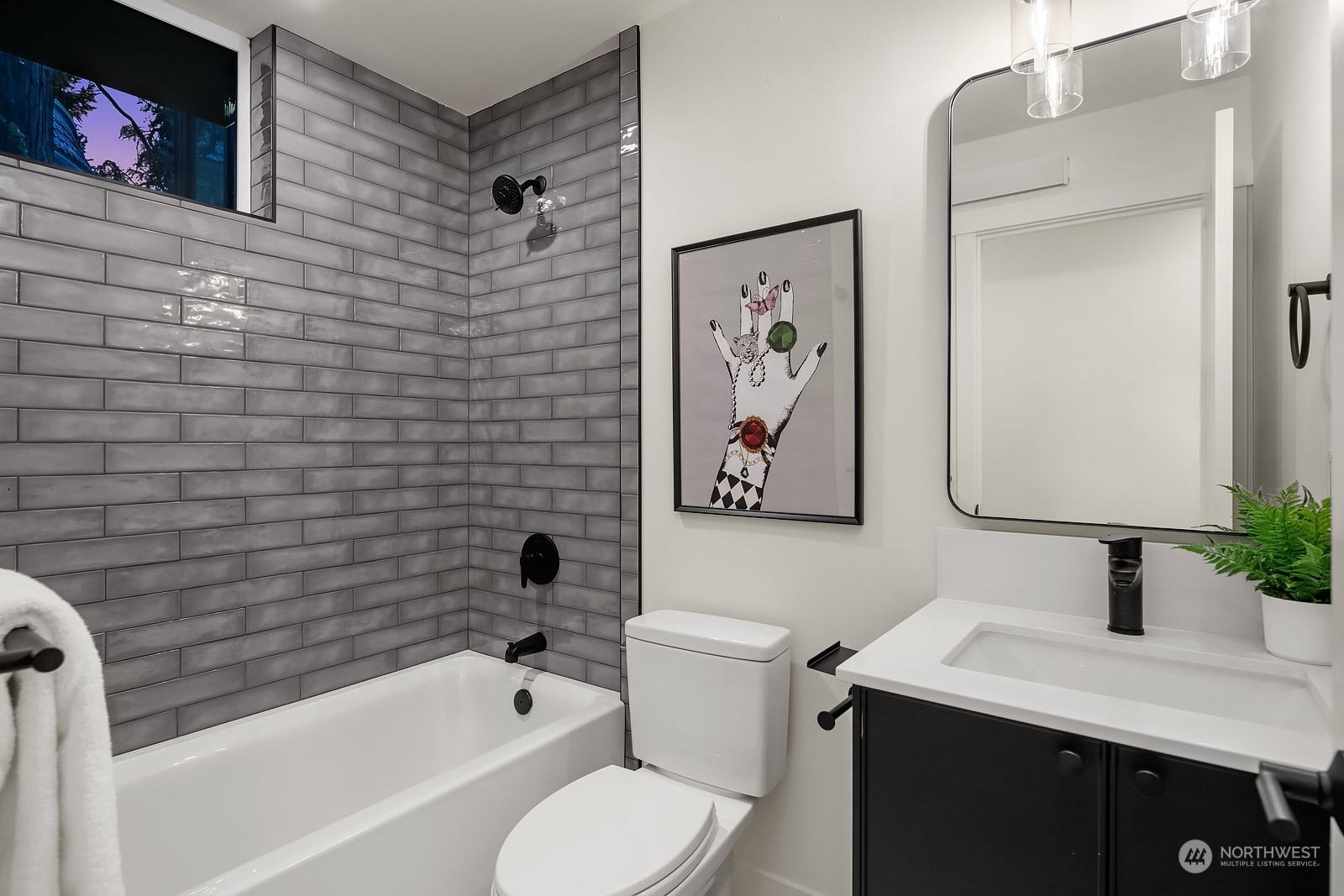 2626 Franklin Avenue E #C