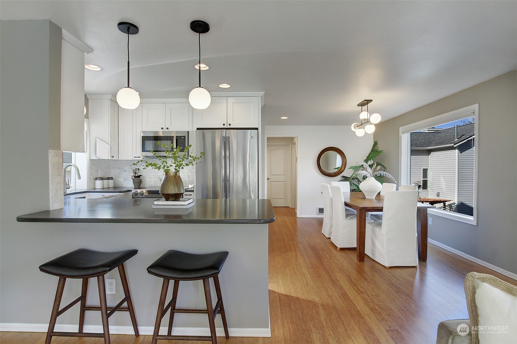 548 N 75th