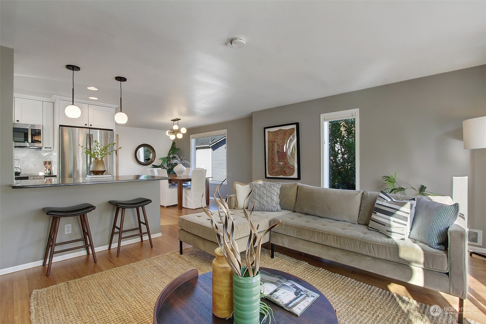 548 N 75th