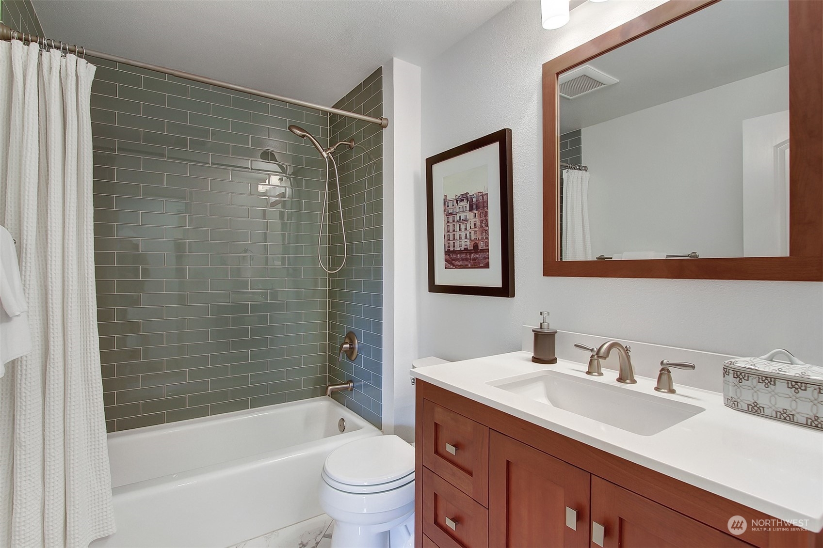 548 N 75th