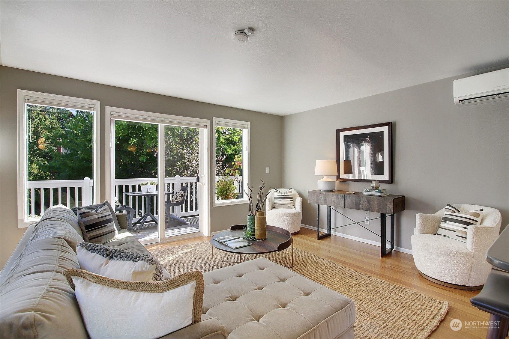 548 N 75th