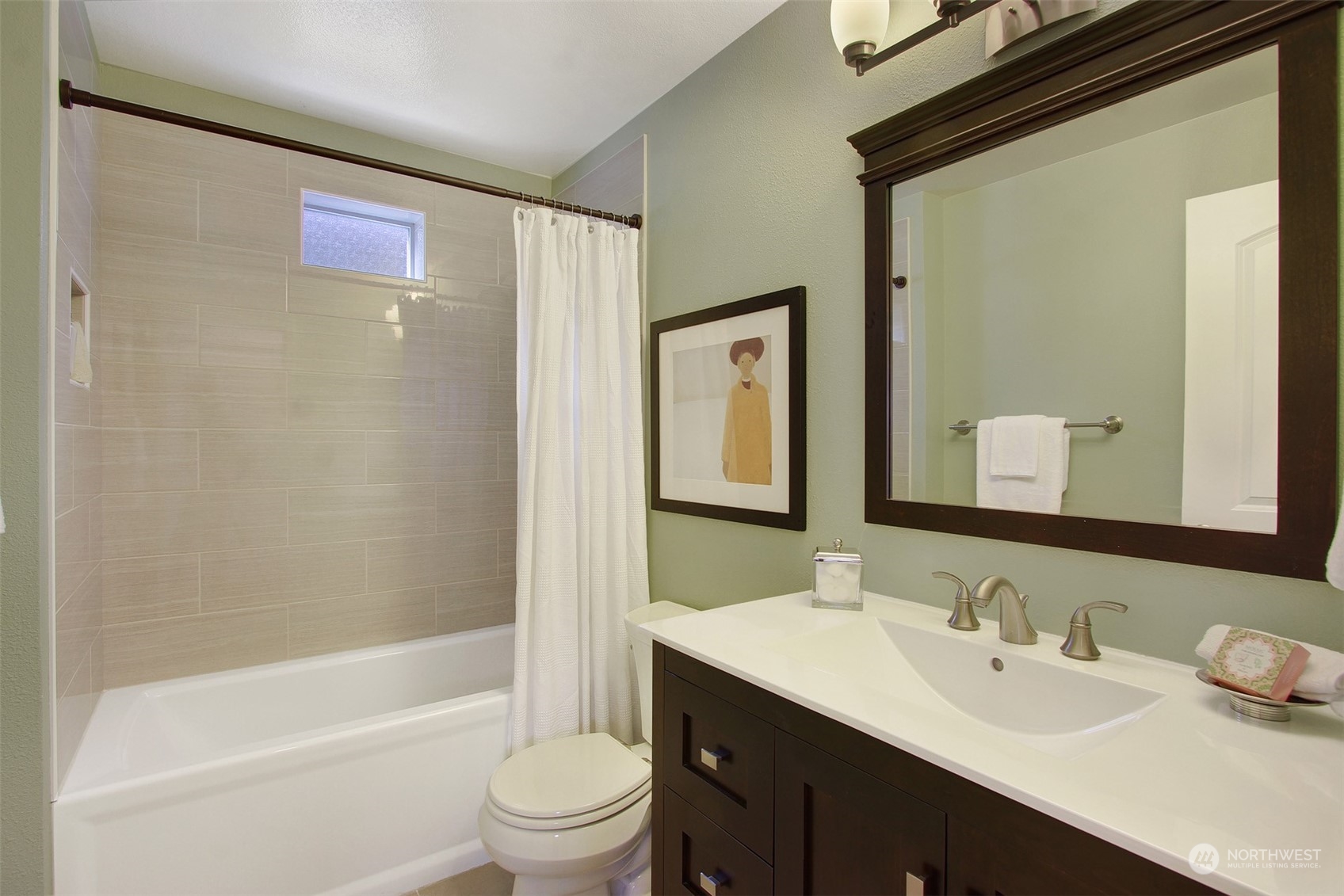 548 N 75th