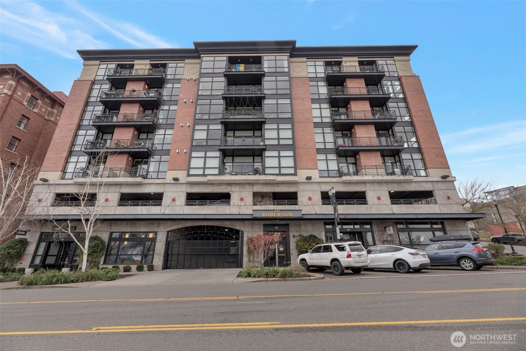 708 Market Street Unit: 607