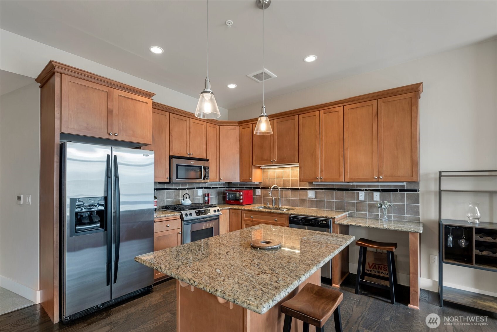 708 Market Street Unit: 607