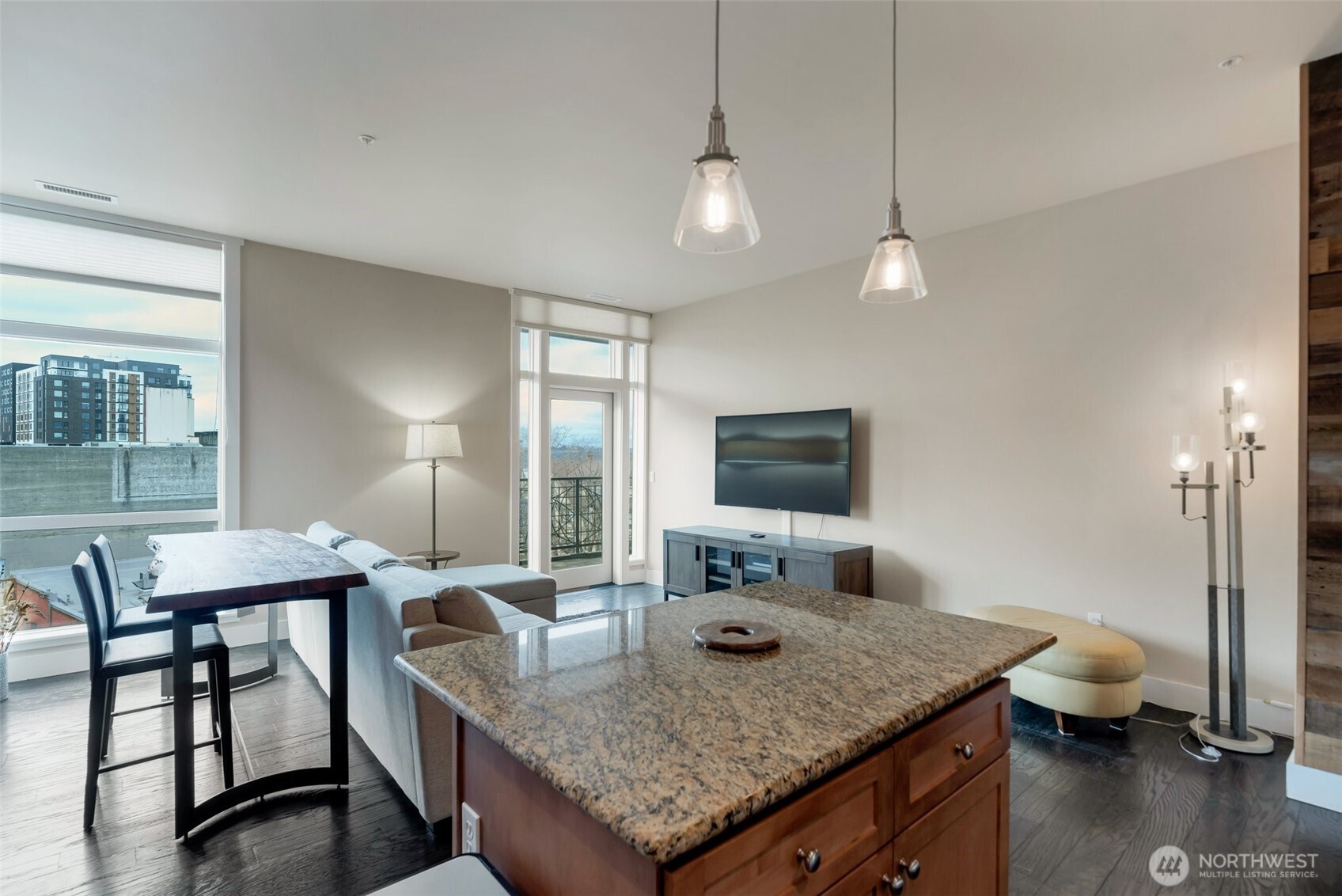 708 Market Street Unit: 607