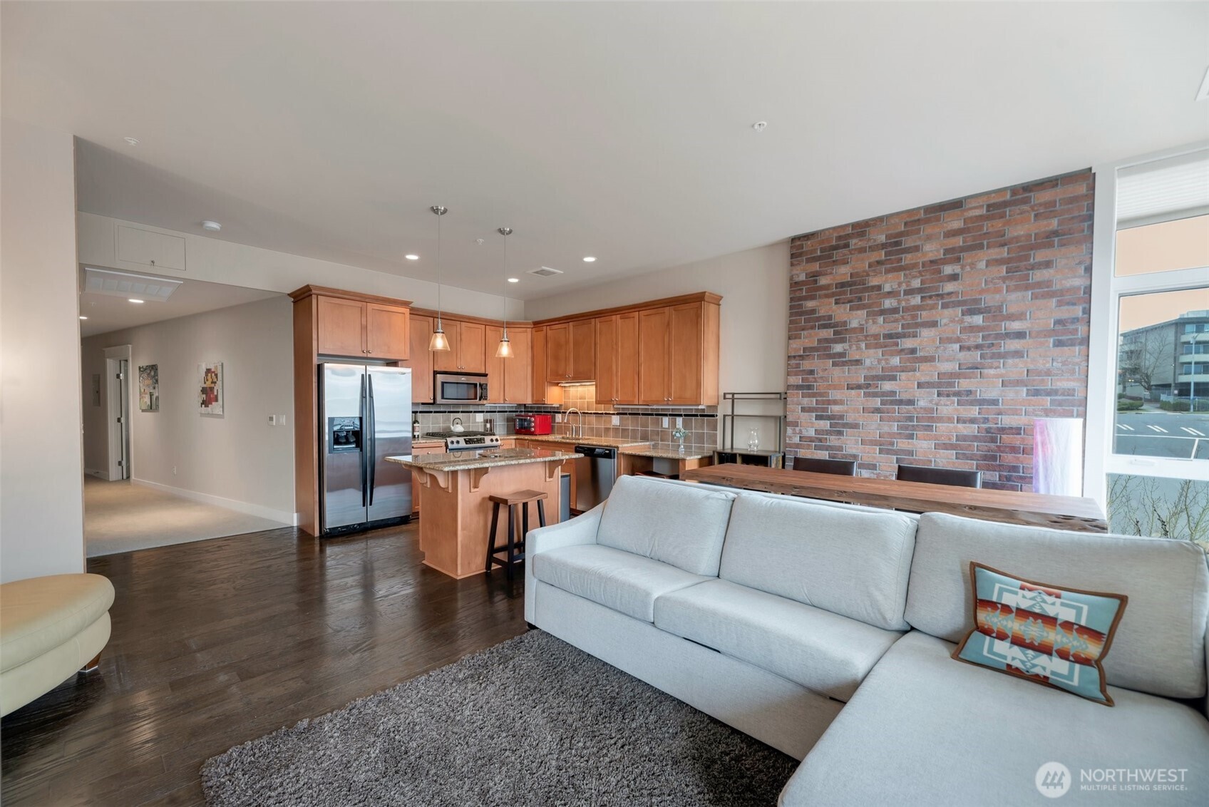 708 Market Street Unit: 607