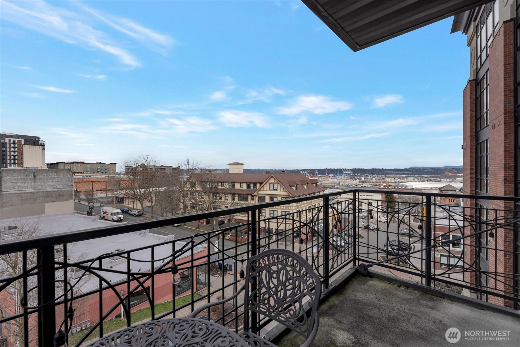 708 Market Street Unit: 607