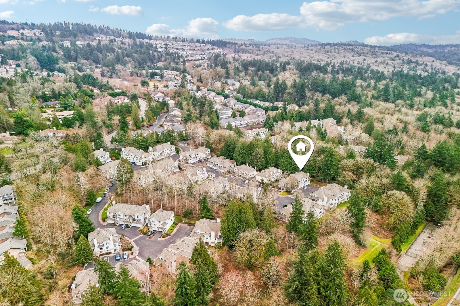 6679 SE Cougar Mountain Way Unit: 4