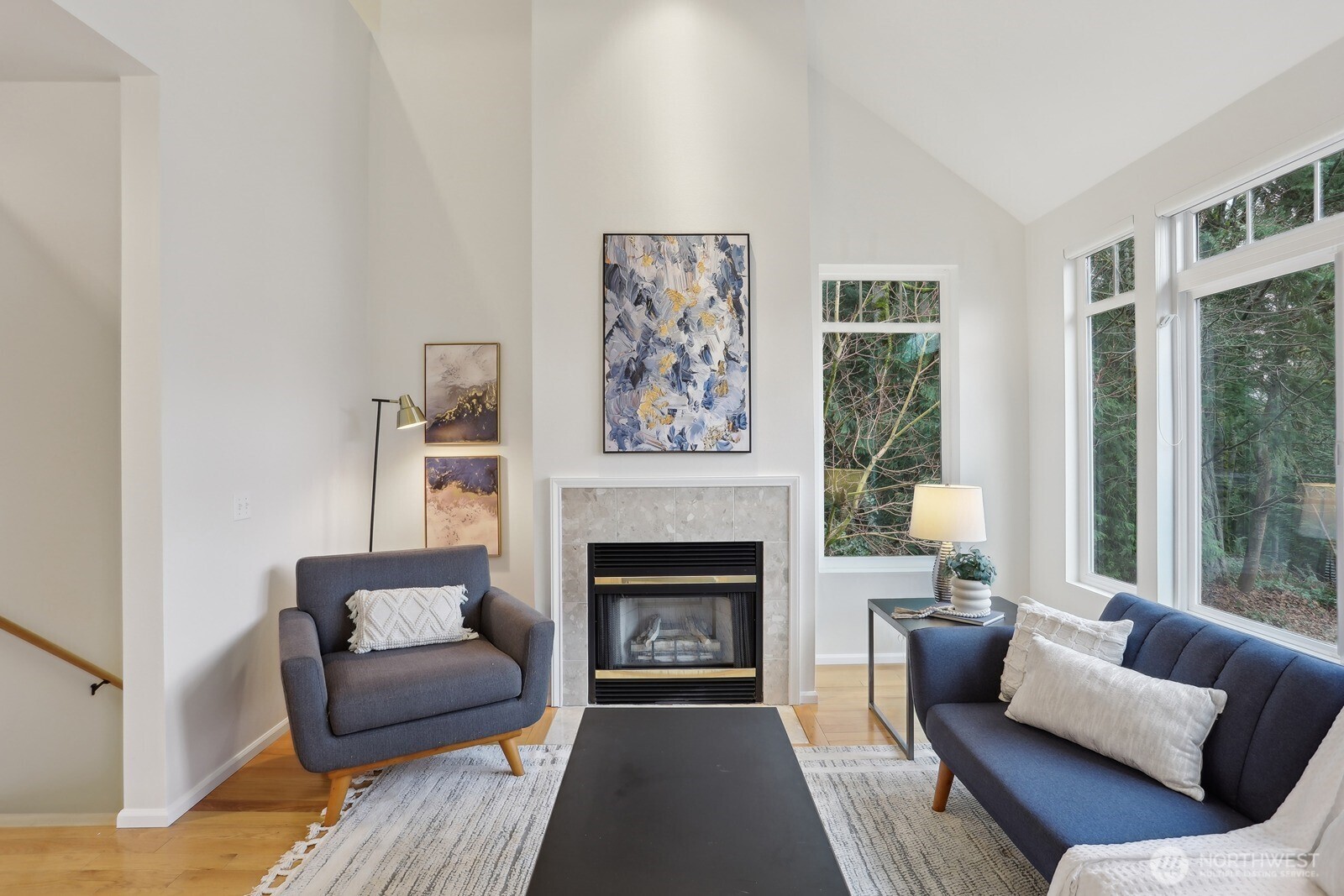 6679 SE Cougar Mountain Way Unit: 4