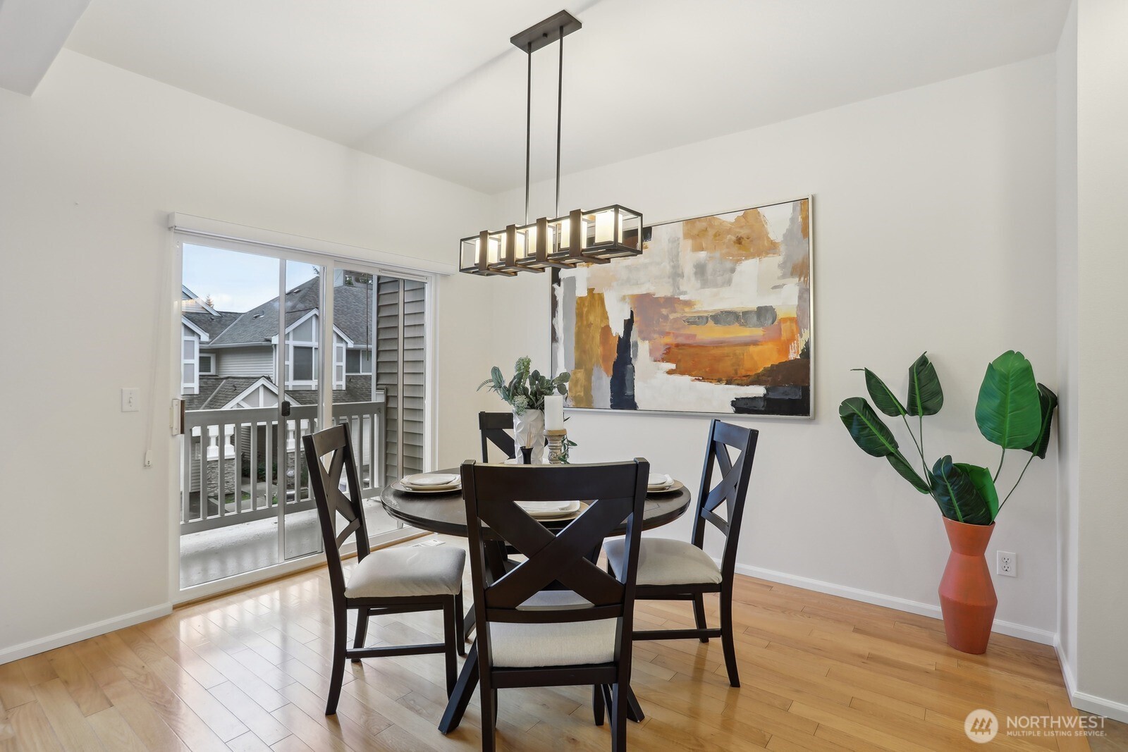 6679 SE Cougar Mountain Way Unit: 4