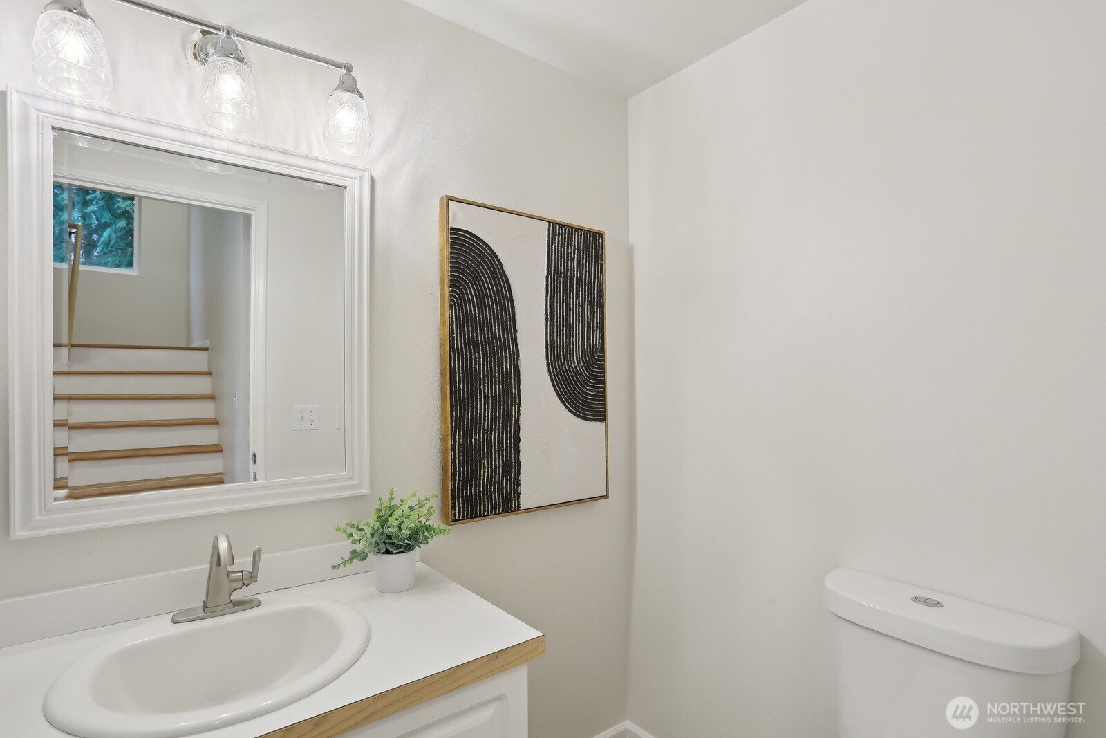 6679 SE Cougar Mountain Way Unit: 4