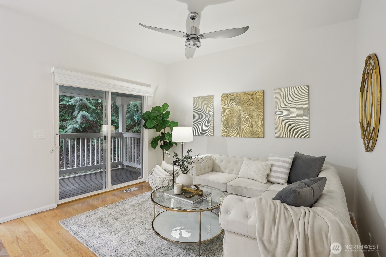 6679 SE Cougar Mountain Way Unit: 4