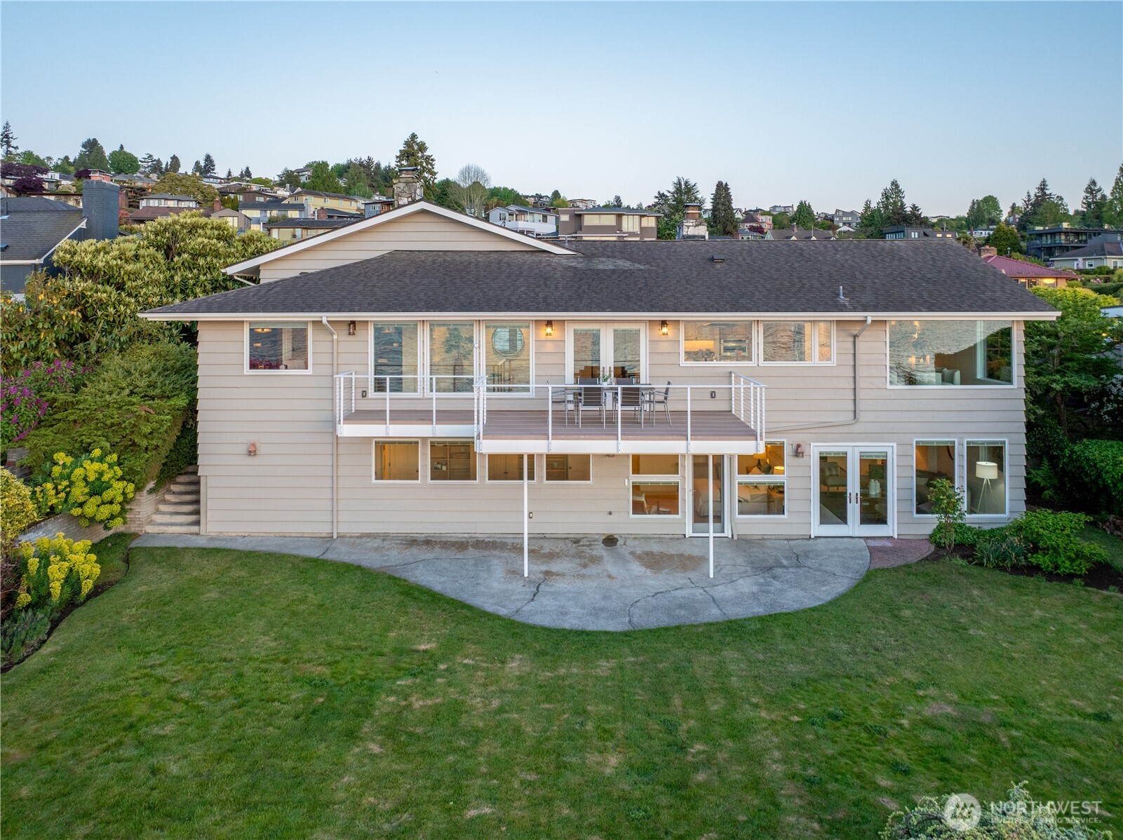 2420 NW Blue Ridge Drive