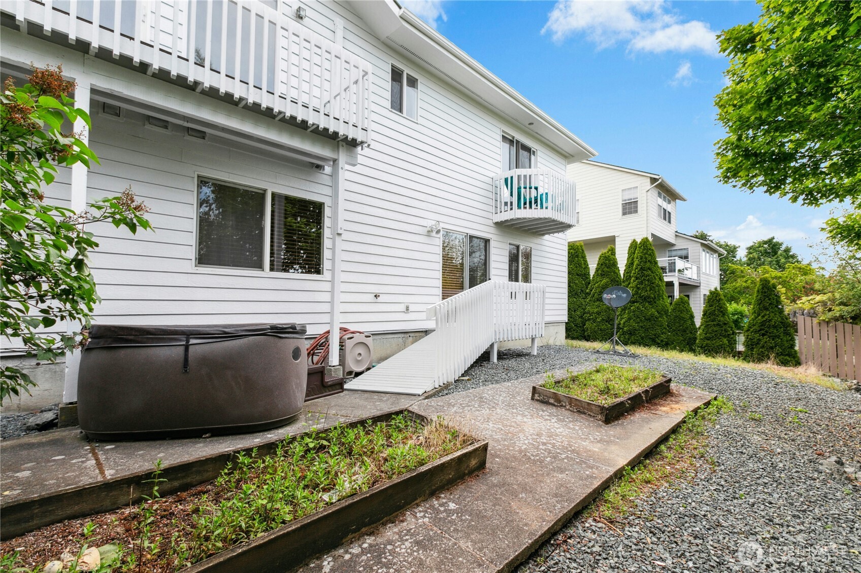 822 SW Fairhaven Avenue