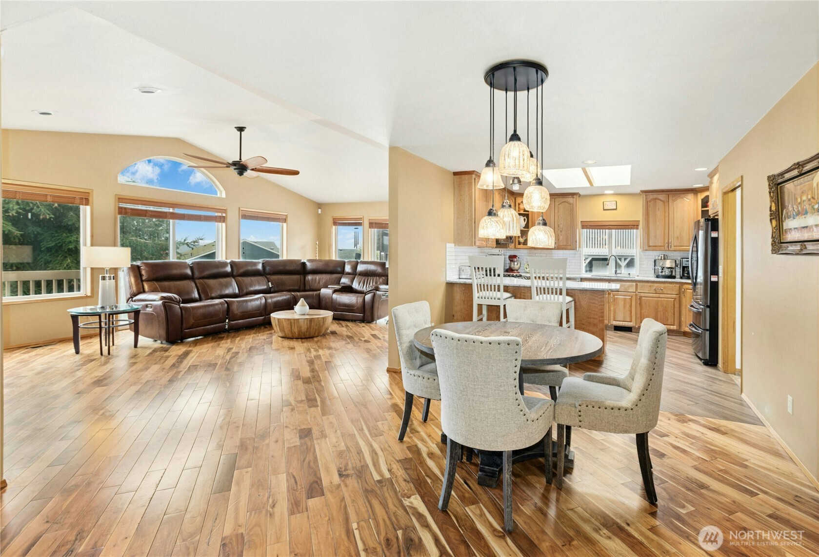 822 SW Fairhaven Avenue