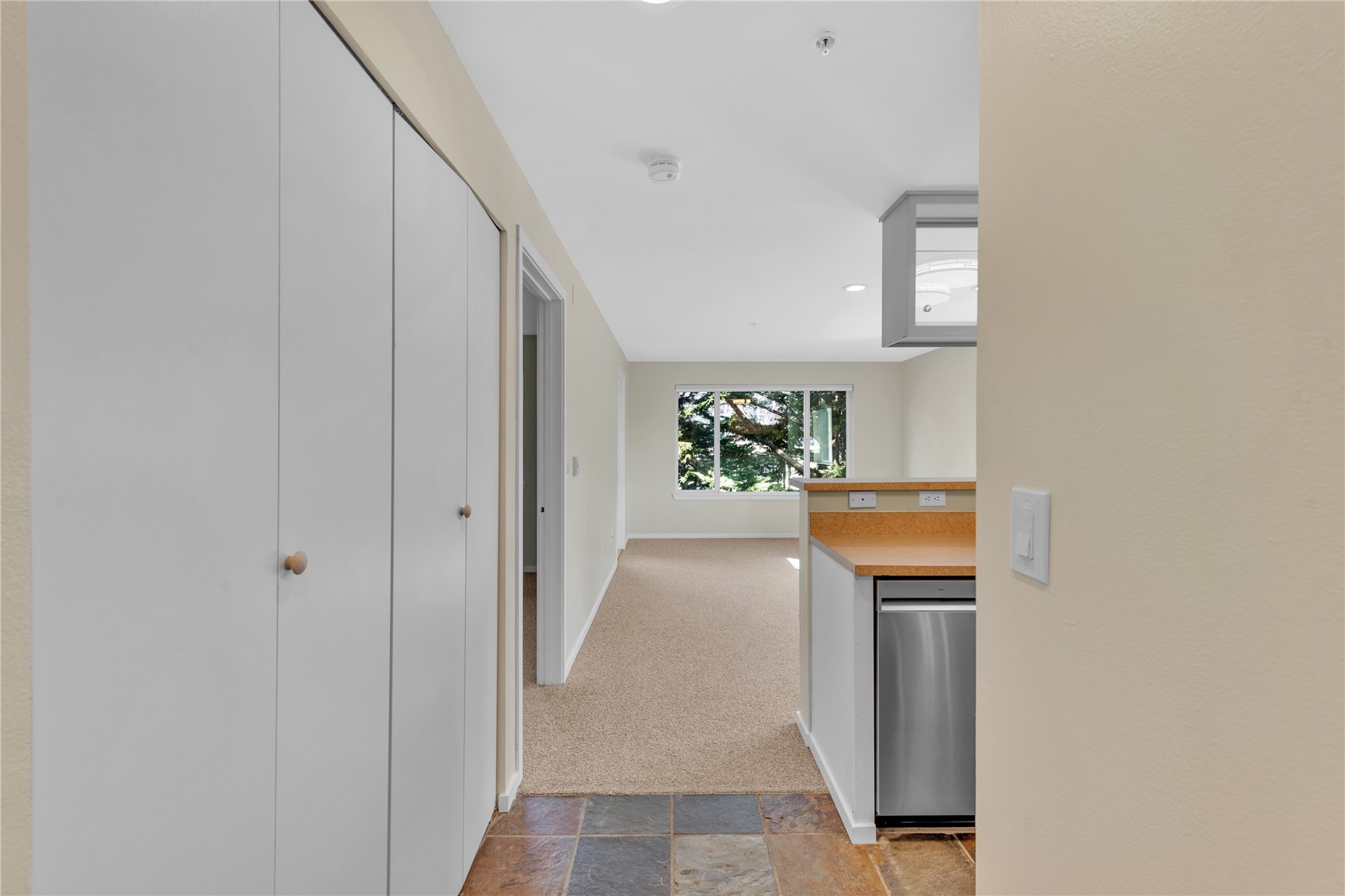 232 Belmont Avenue E Unit: 407
