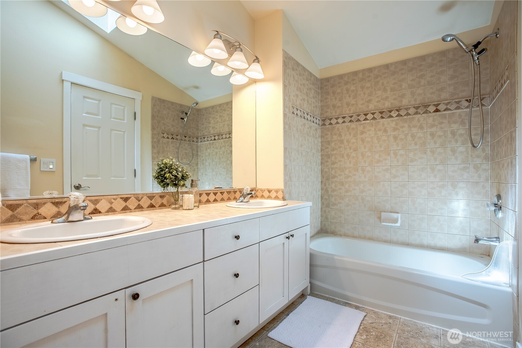 118 N 104th Street Unit: A