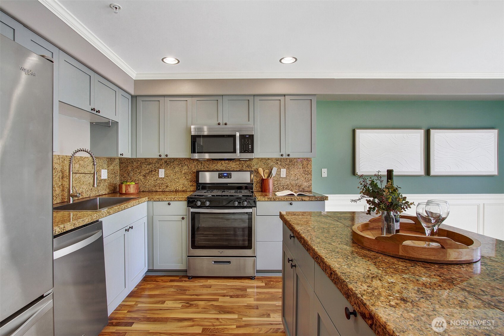 10549 Stone Avenue N Unit: 103