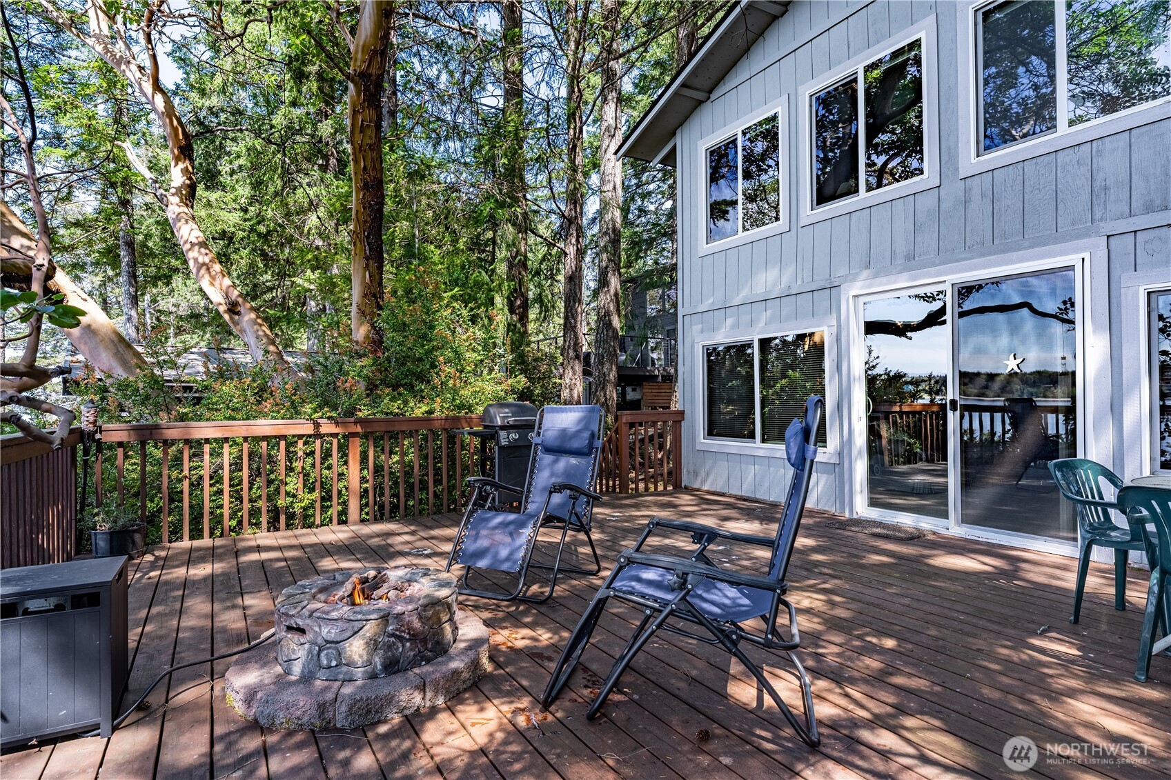 416 W Herron Boulevard NW