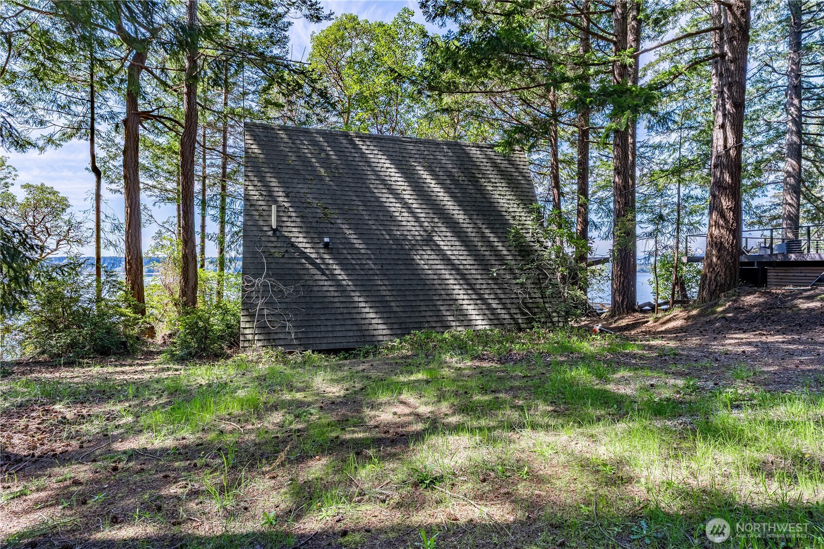 416 W Herron Boulevard NW