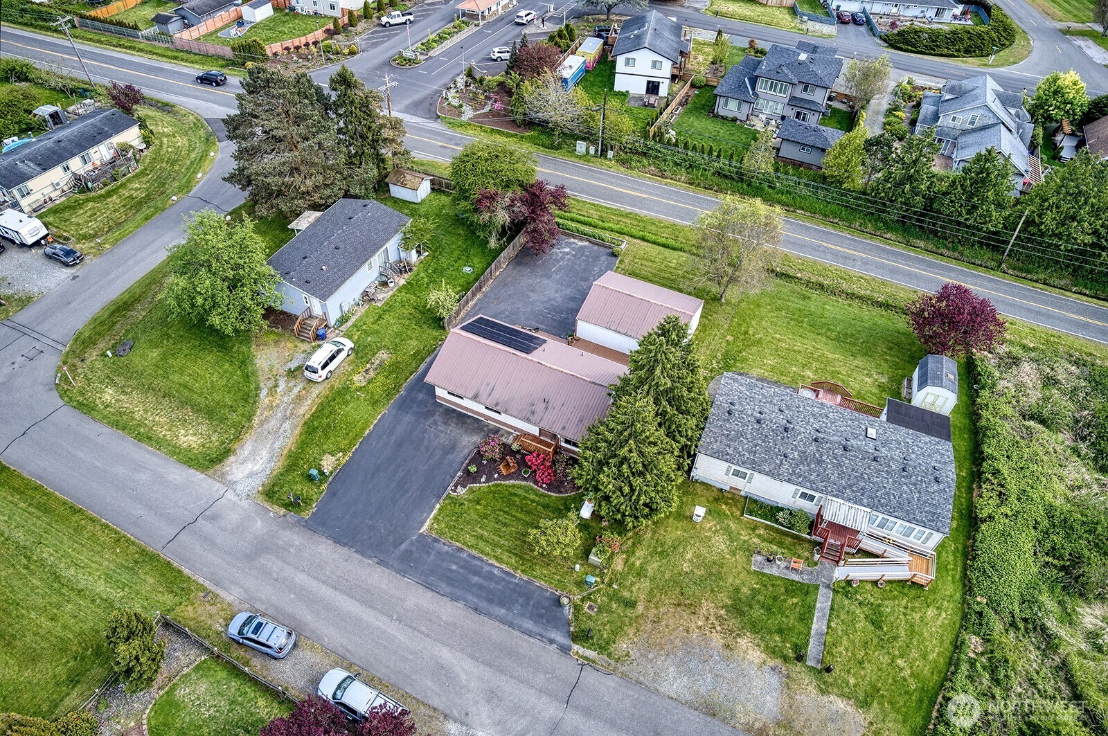 5621 W Shoreview