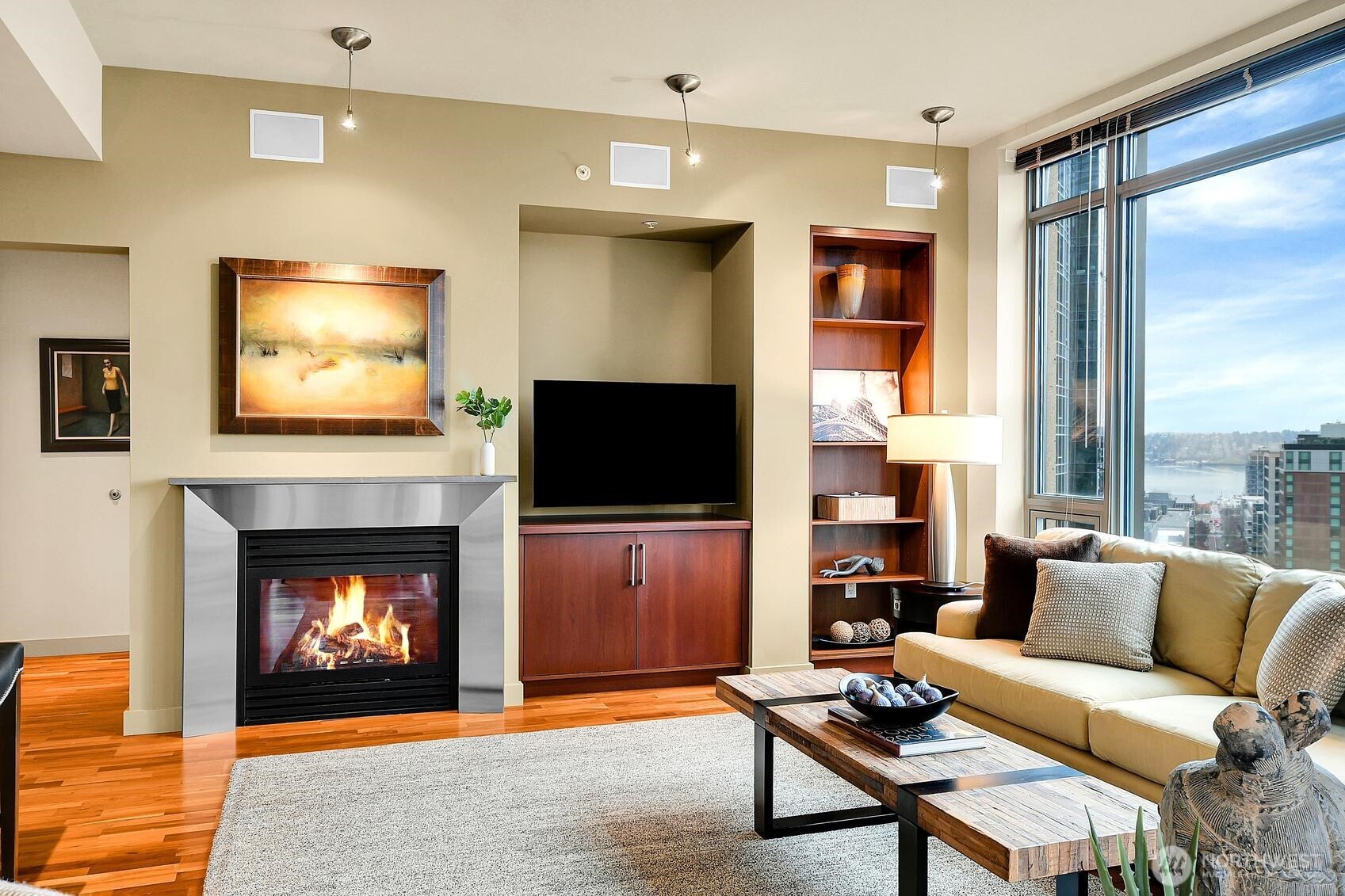 2121 Terry Avenue Unit: N1203