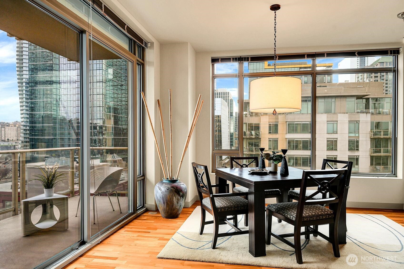 2121 Terry Avenue Unit: N1203