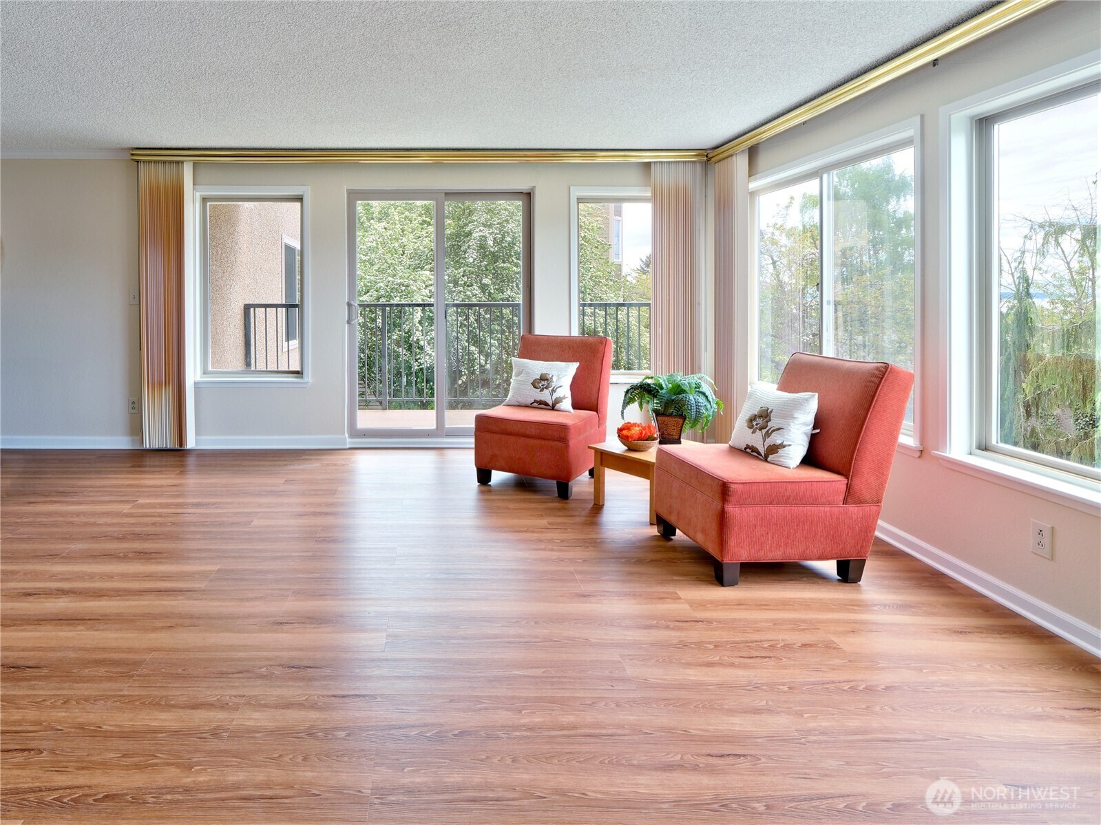 2219 13th Avenue W Unit: 1