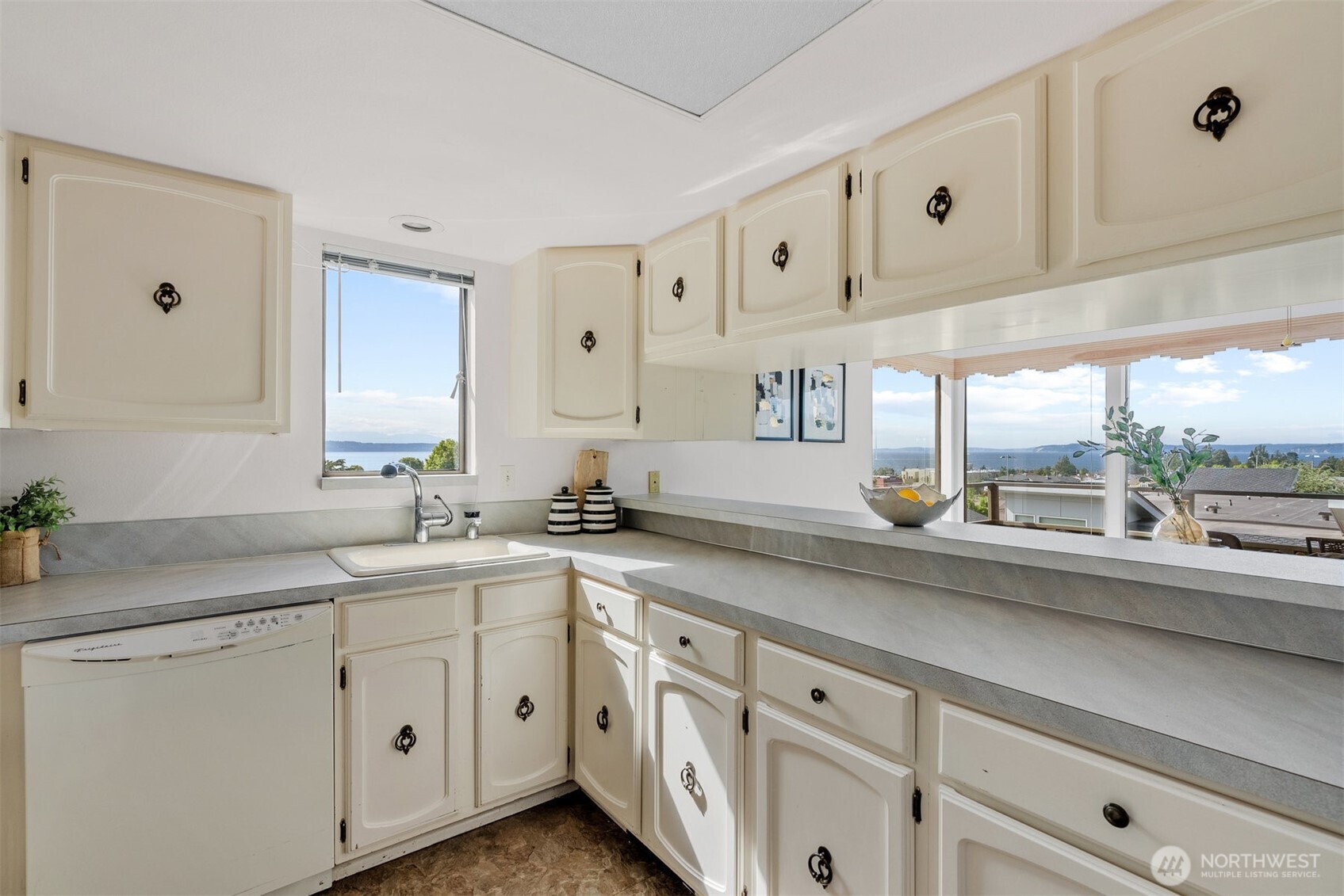 655 Main Street Unit: 304