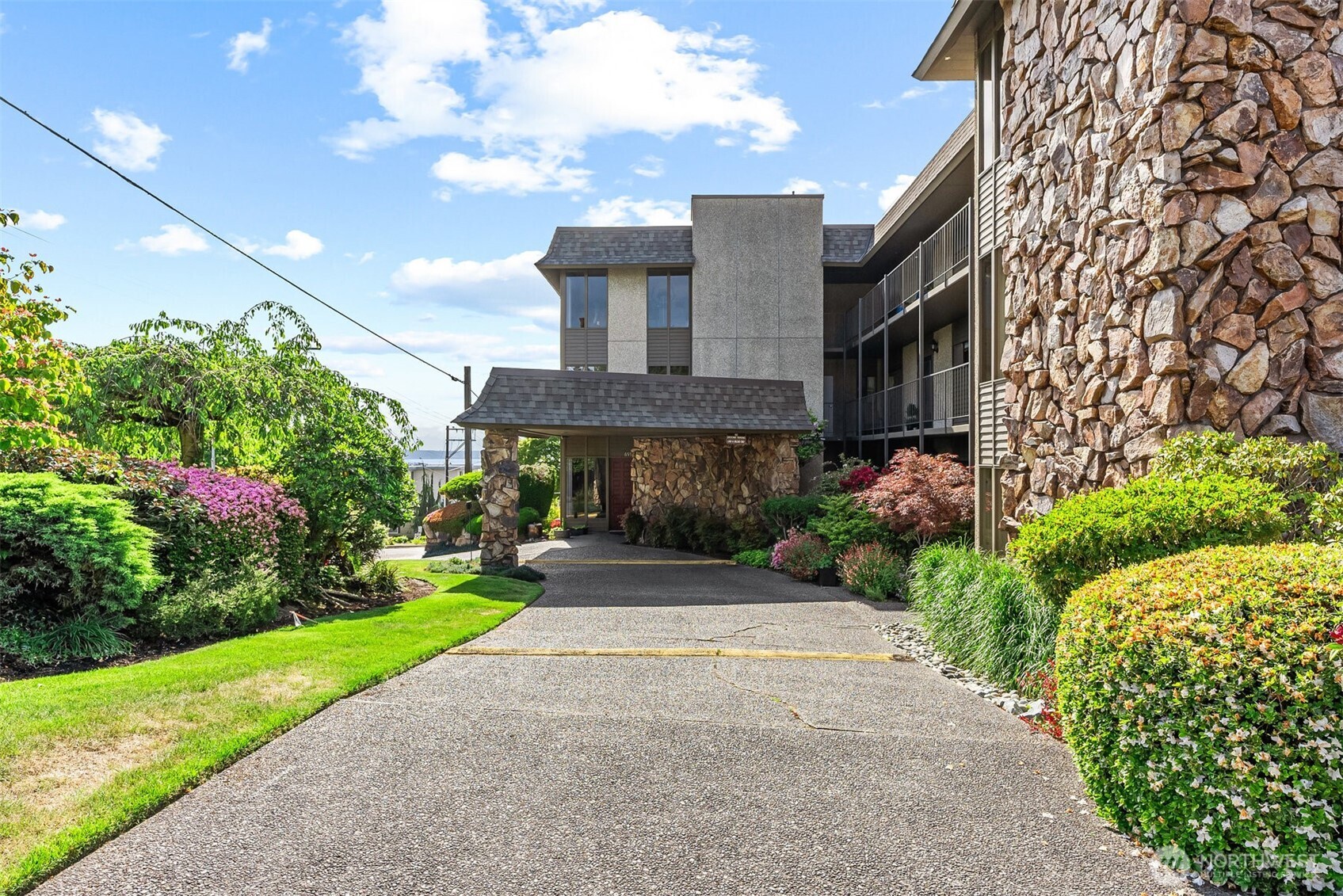 655 Main Street Unit: 304