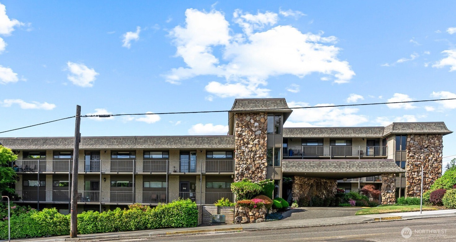 655 Main Street Unit: 304