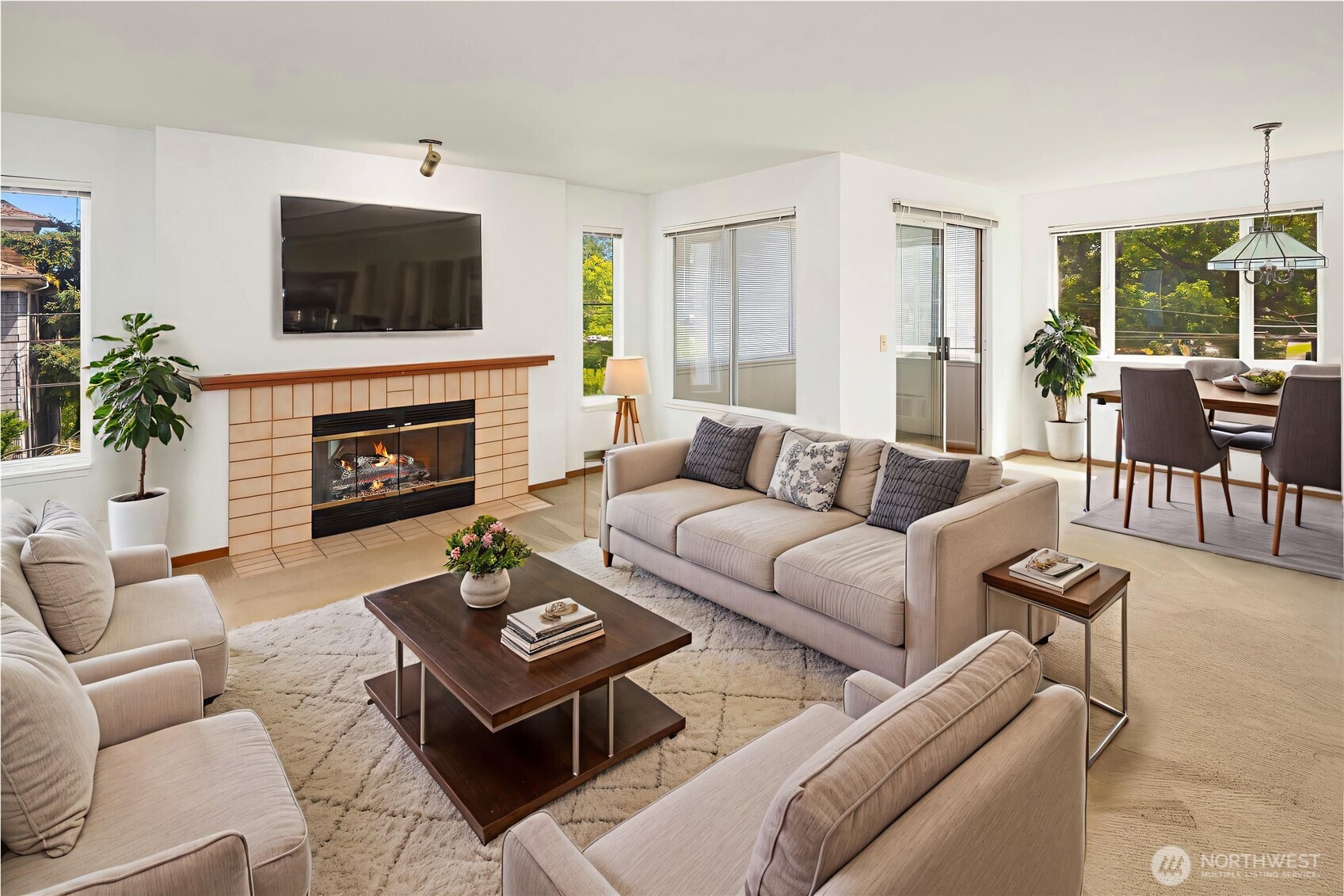 1312 S Massachusetts Street Unit: 202