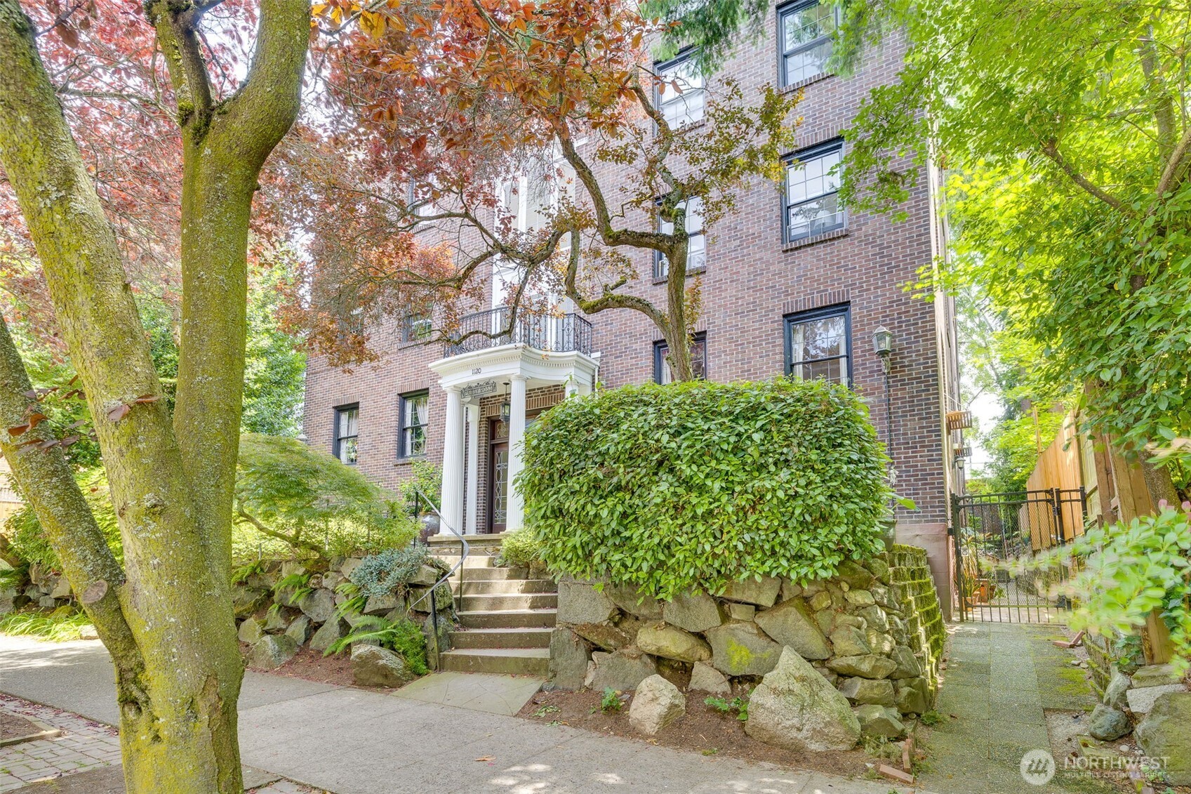 1120 17th Avenue Unit: B