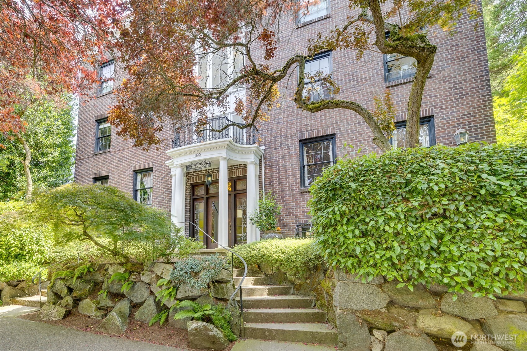 1120 17th Avenue Unit: B