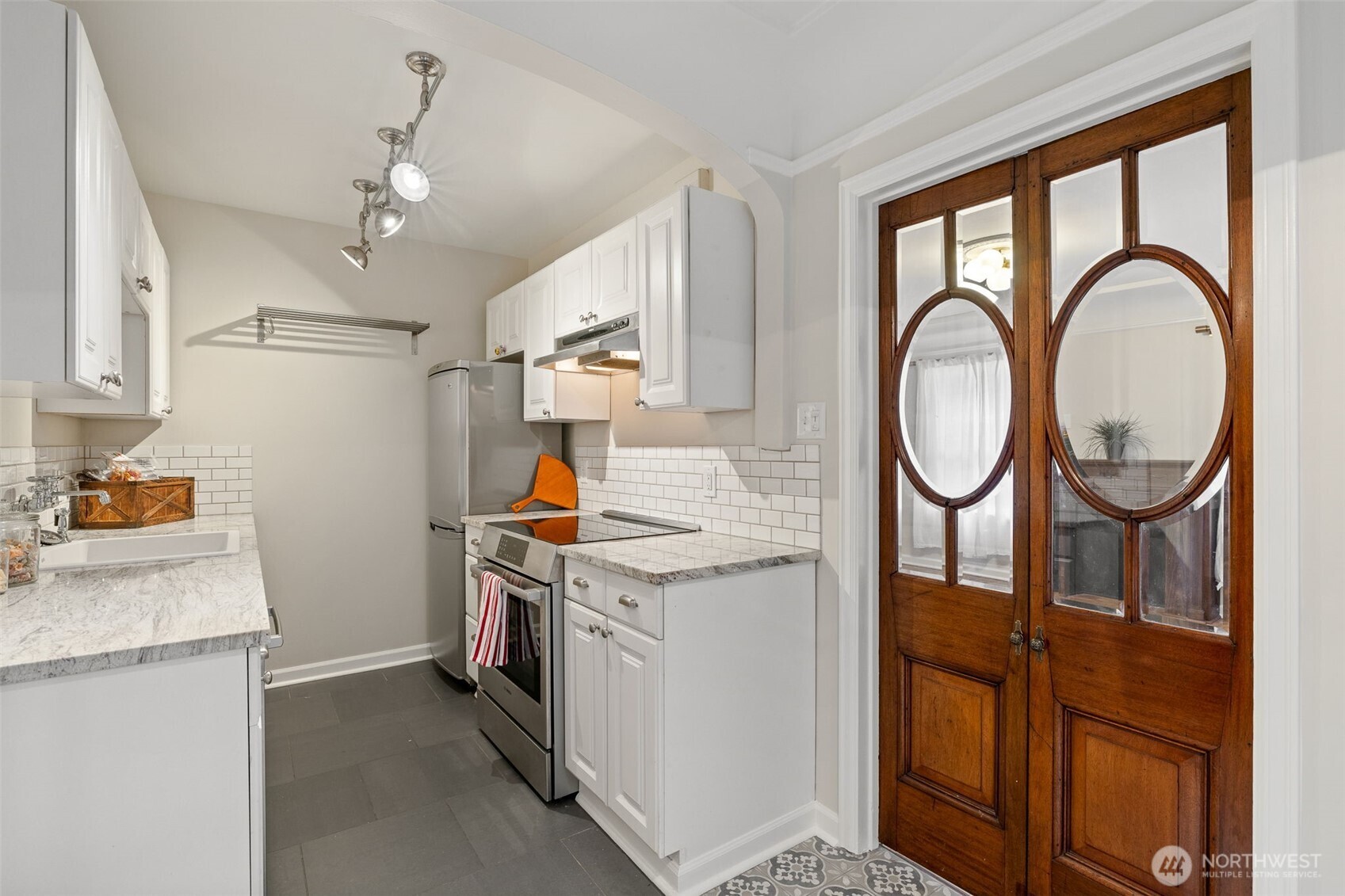 1120 17th Avenue Unit: B