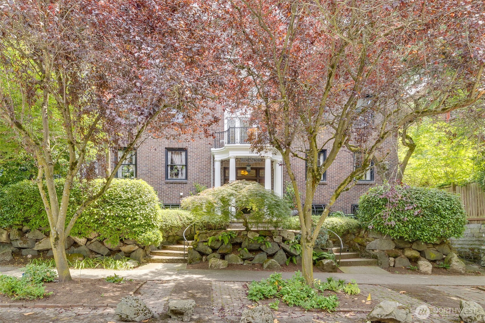 1120 17th Avenue Unit: B