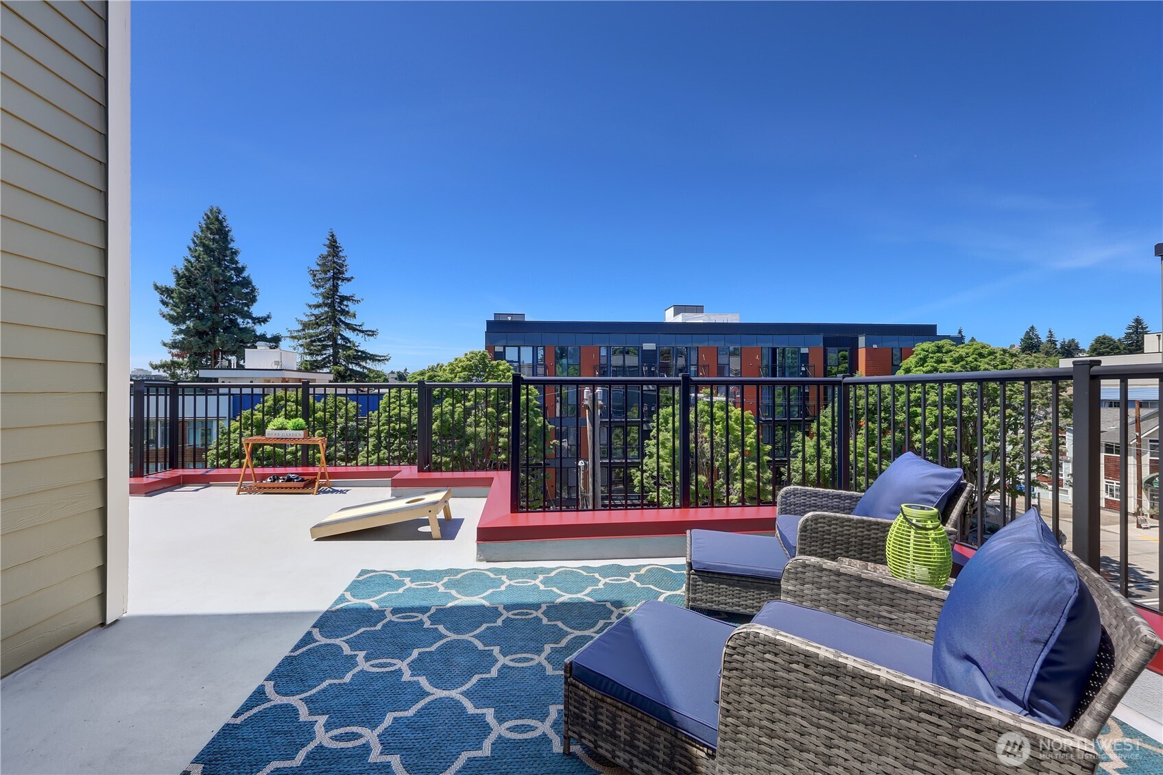 4026 Stone Way N Unit: 501