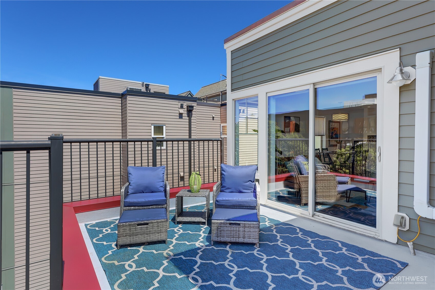 4026 Stone Way N Unit: 501
